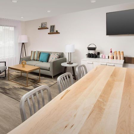 Woodspring Suites Seattle シアトル（ワシントン州） エクステリア 写真